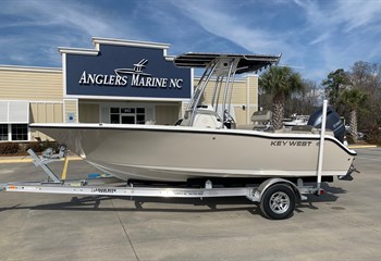 2024 Key West 203 FS Sand/White Boat